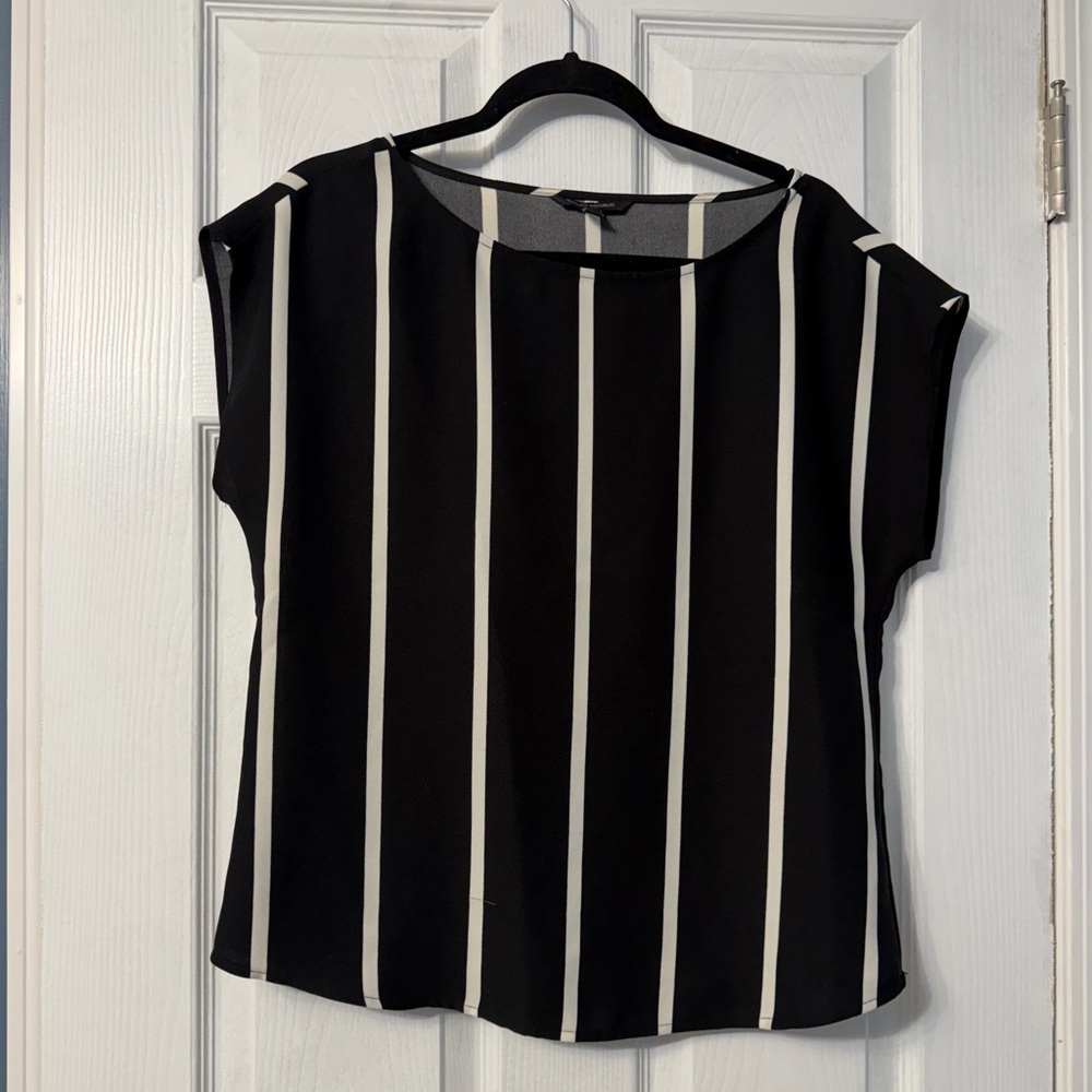 Banana Republic black and white striped top size small
